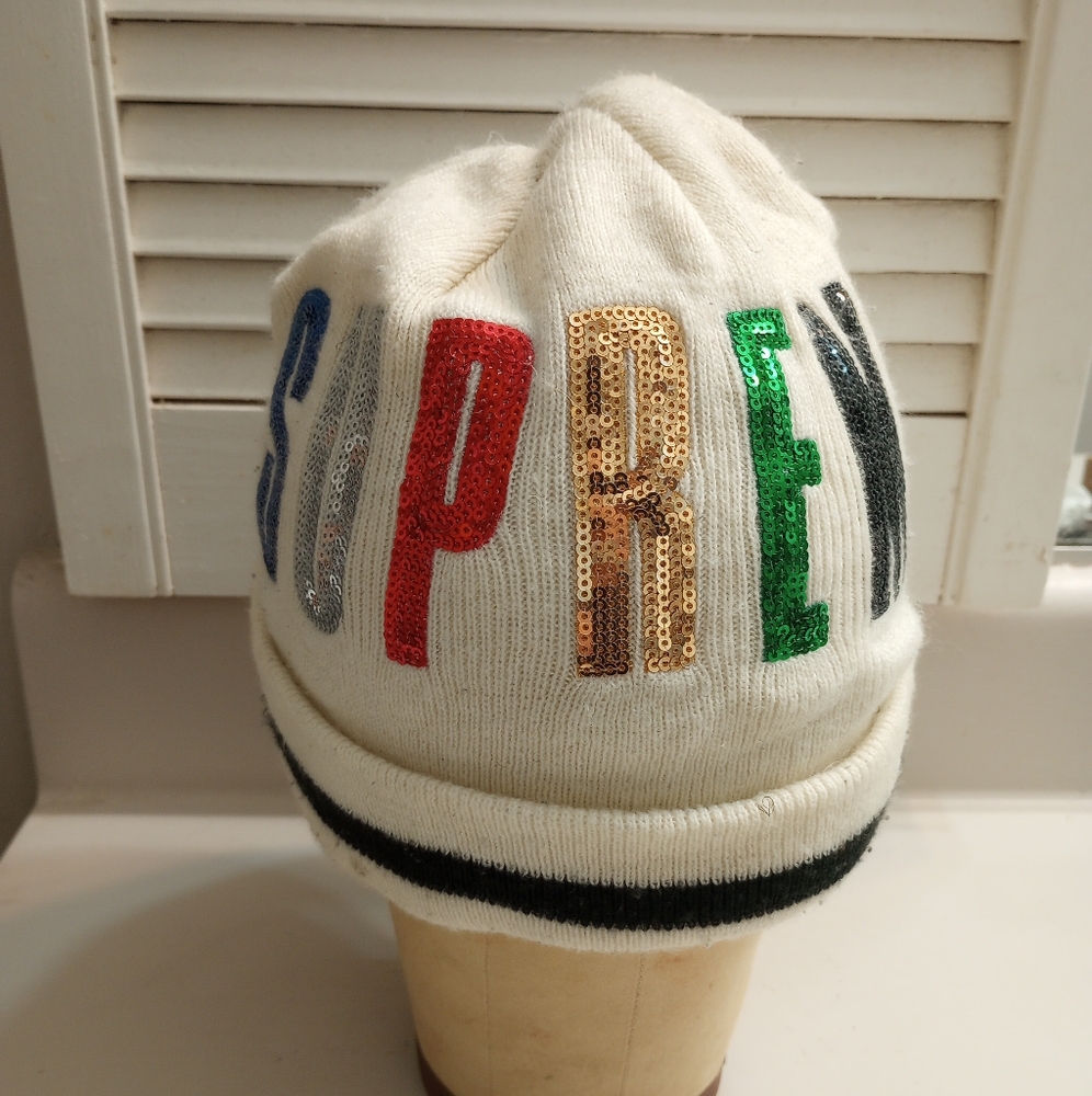 Supreme x New Era Rainbow Sequin Beanie